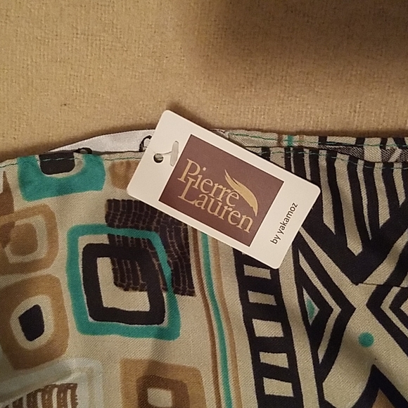 Black tan and green scarf NWT - Picture 2 of 3